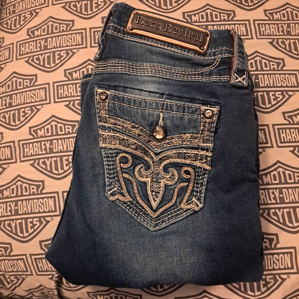 Woman's Rock Revival Jeans size 28